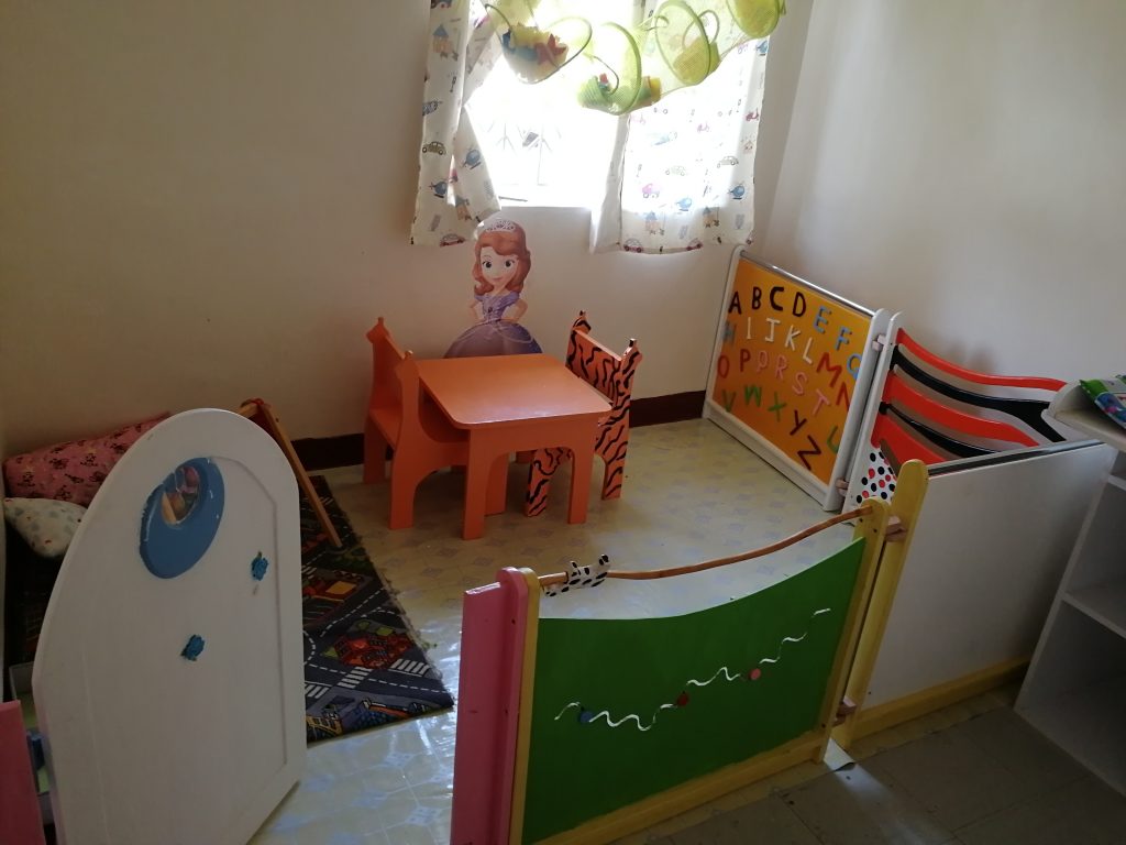 play corners